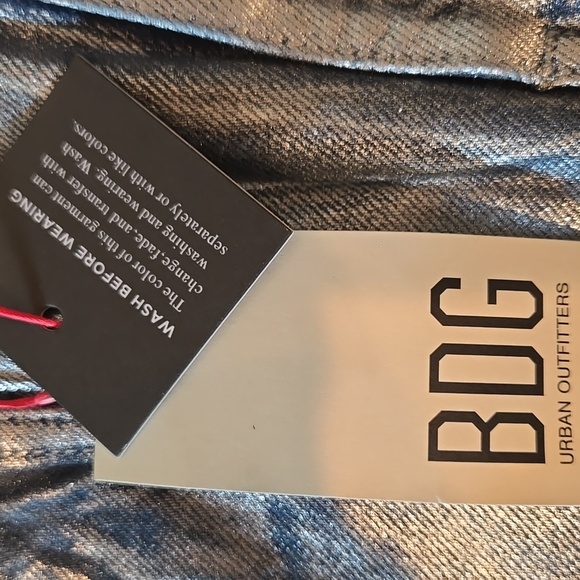 BDG Bella Baggy Patch Pocket Jeans - Metallic Wash - Picture 10 of 14